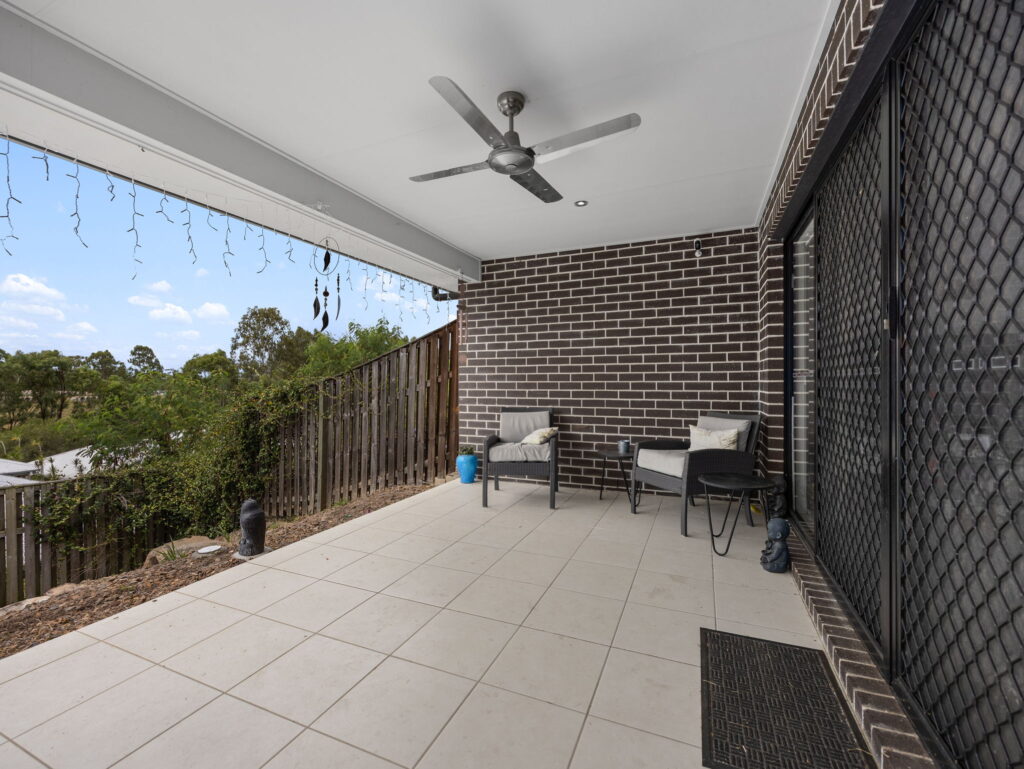 1 & 2/29 Inigo Way, Augustine Heights, QLD 4300