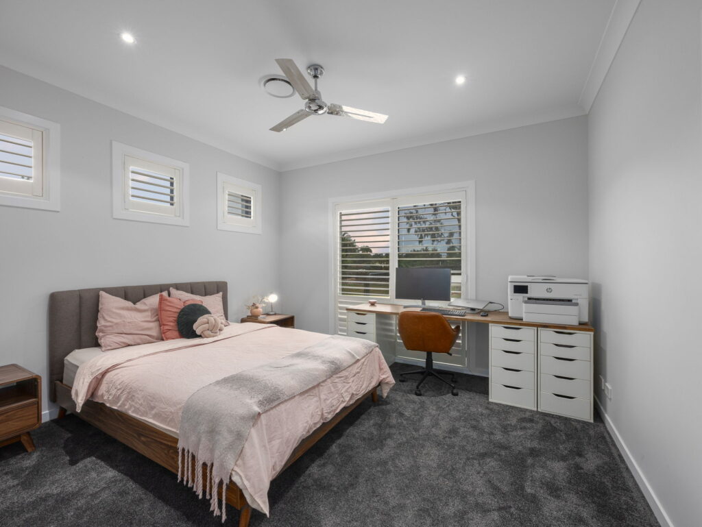 95 President Circle, Karalee, QLD 4306
