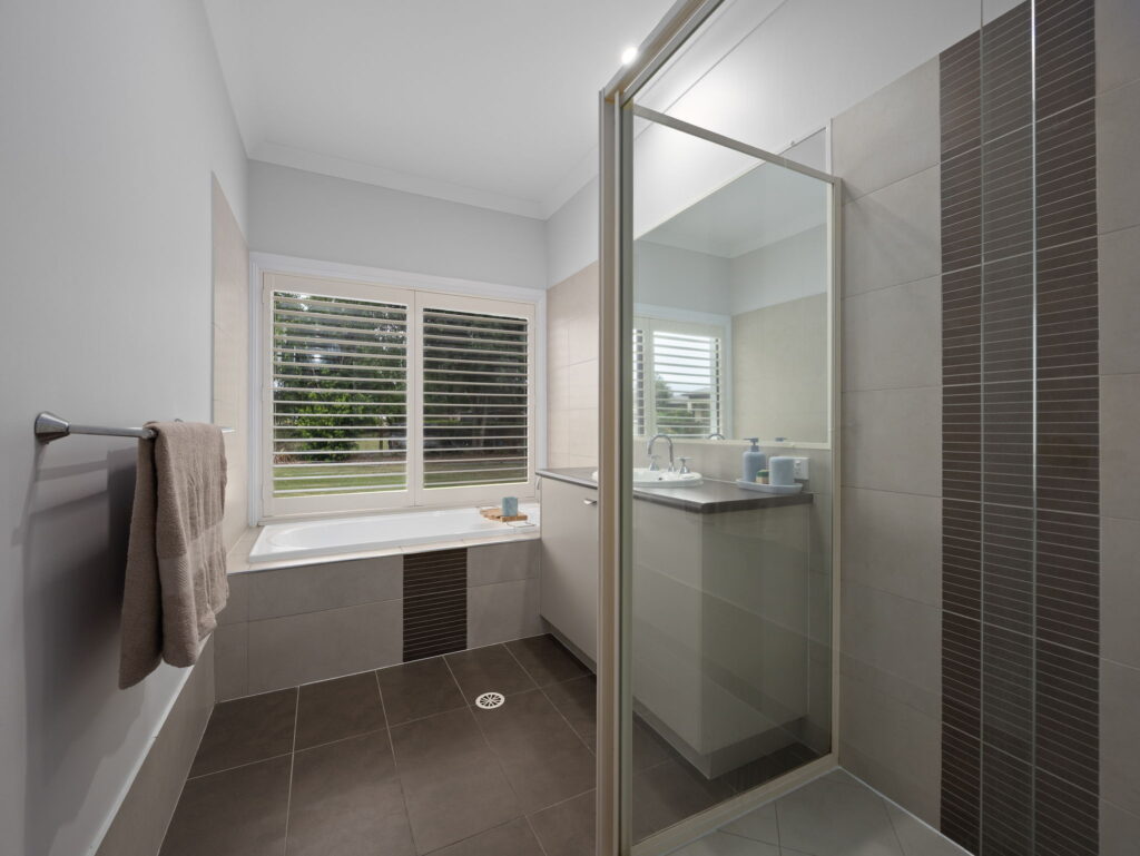 95 President Circle, Karalee, QLD 4306