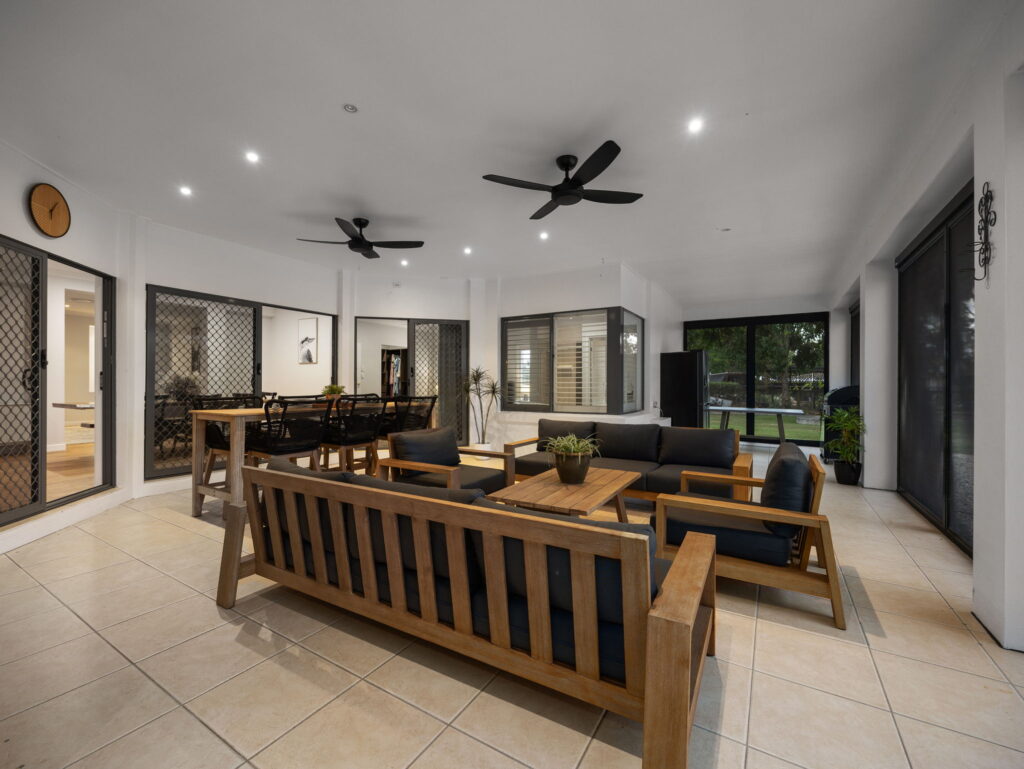 95 President Circle, Karalee, QLD 4306