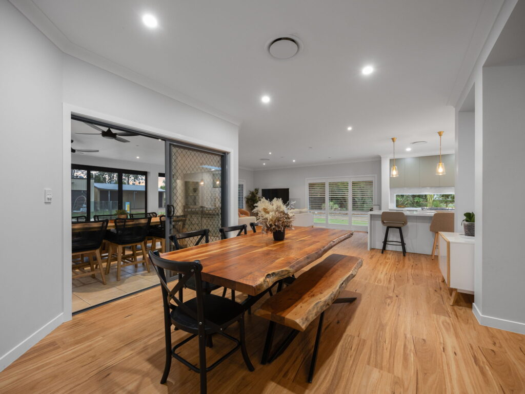 95 President Circle, Karalee, QLD 4306