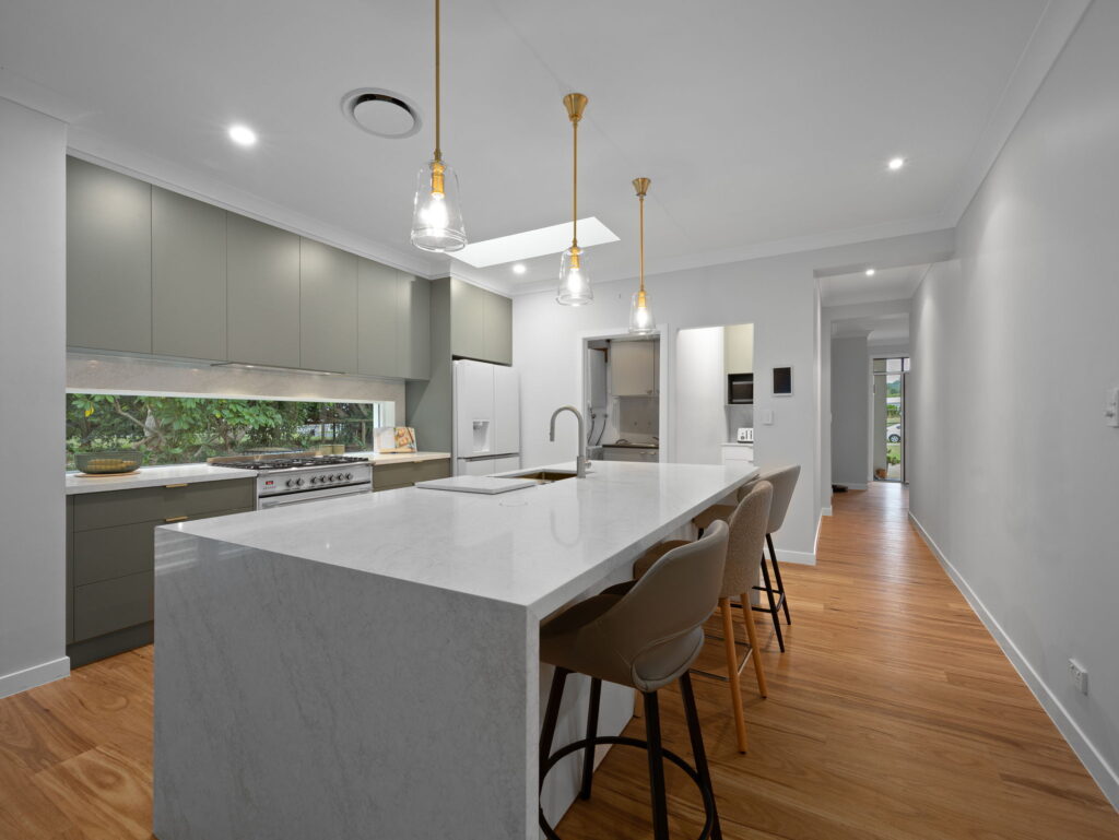 95 President Circle, Karalee, QLD 4306