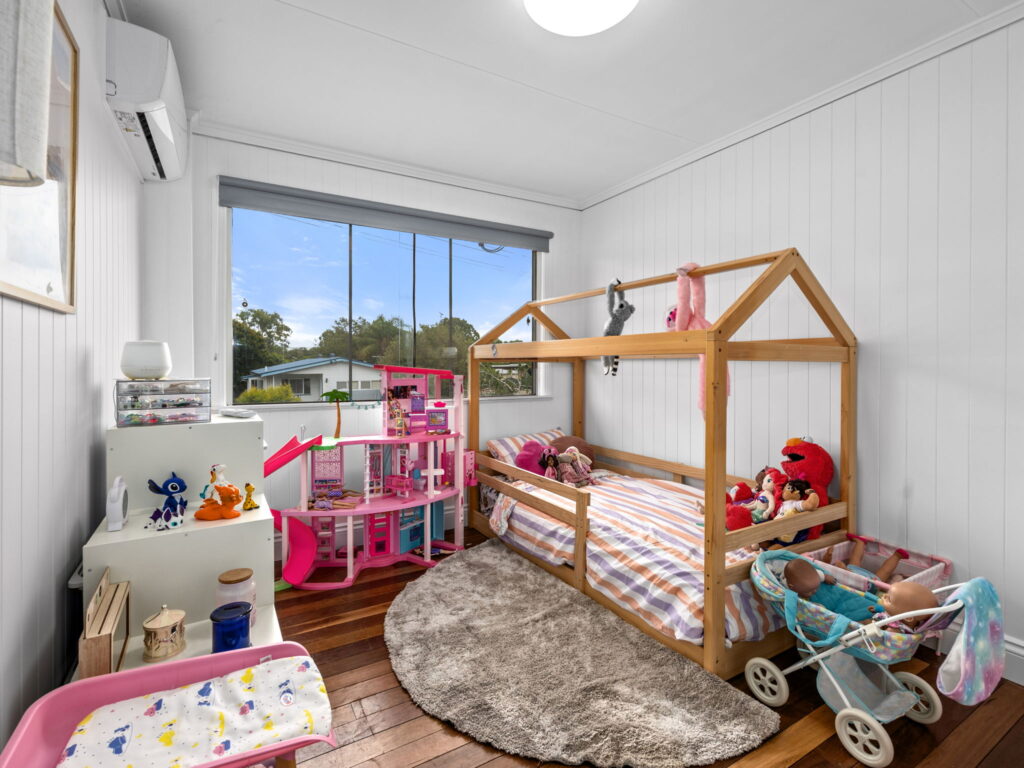 23 Tarcoola Street, East Ipswich, QLD 4305