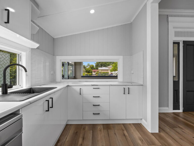 11 Cothill Road, Booval QLD 4304