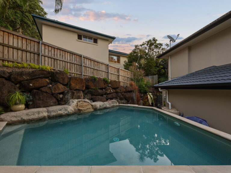 12 Numalla Court, Elanora QLD 4221