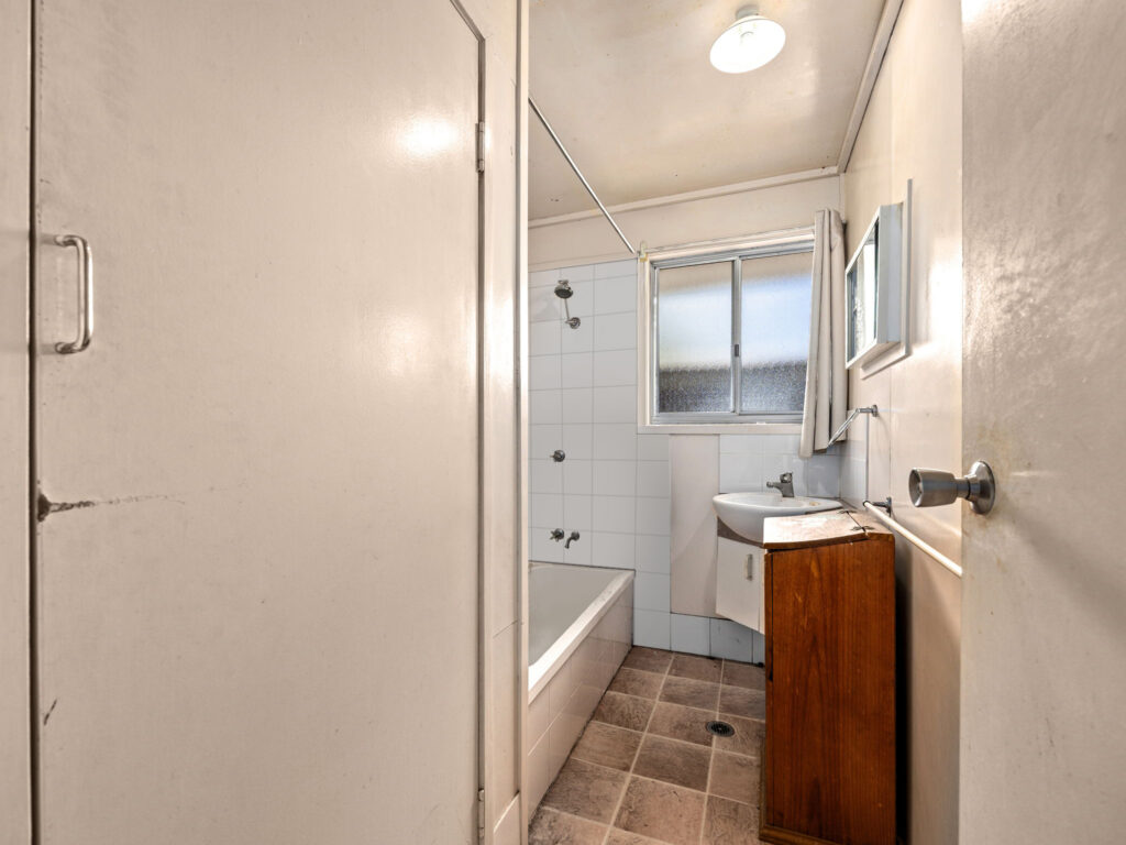 10 Kilner Street, Goodna, QLD 4300
