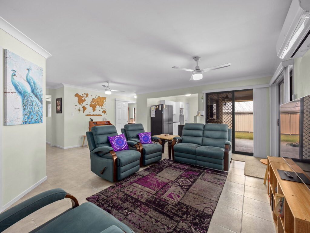 3 Piccadilly Court, Deebing Heights, QLD 4306