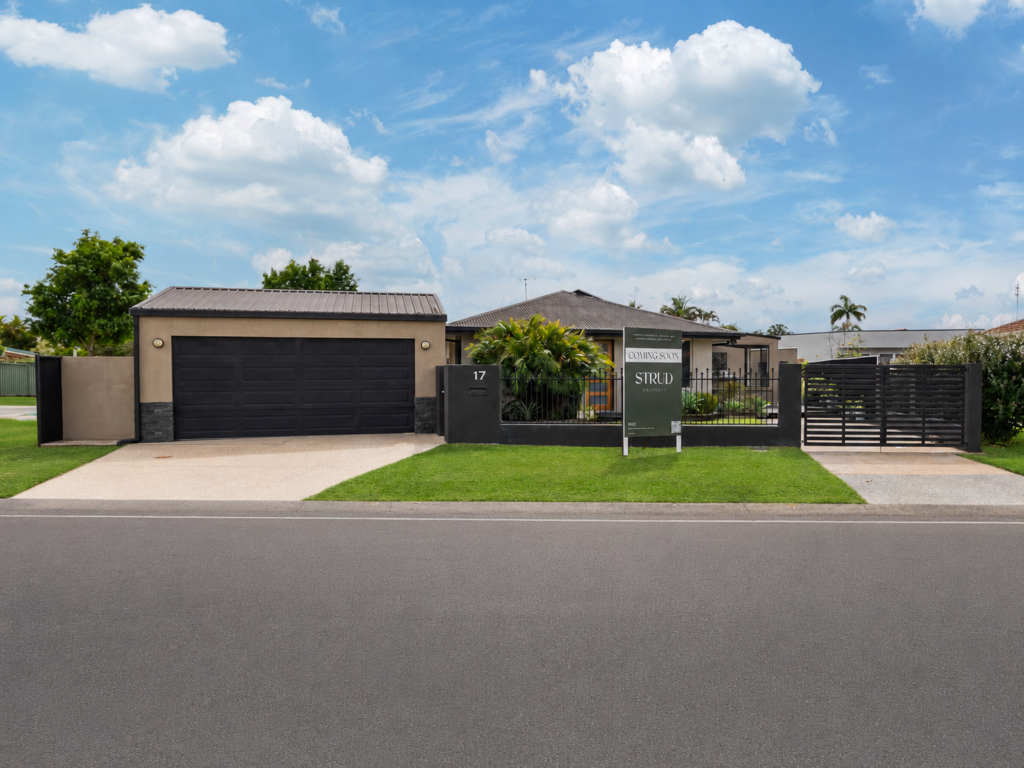 17 Mainsail Street, Currumbin Waters, QLD 4223
