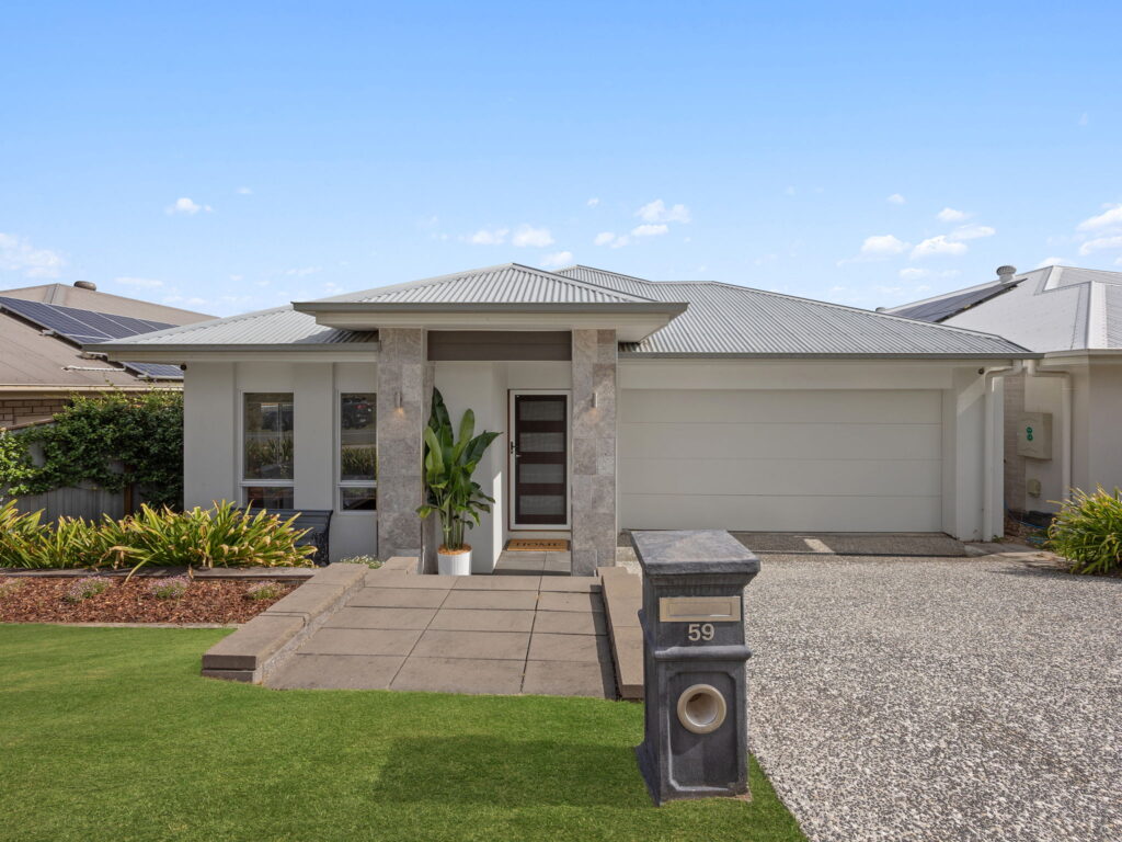 House-R2-4928615