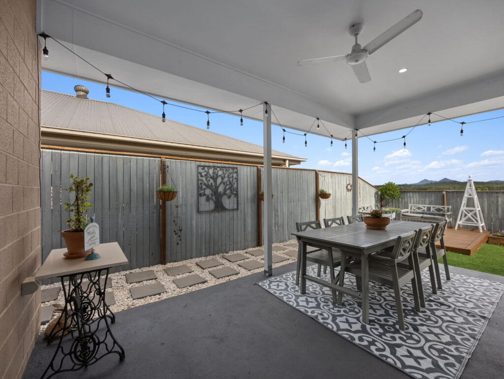 House-R2-4928615