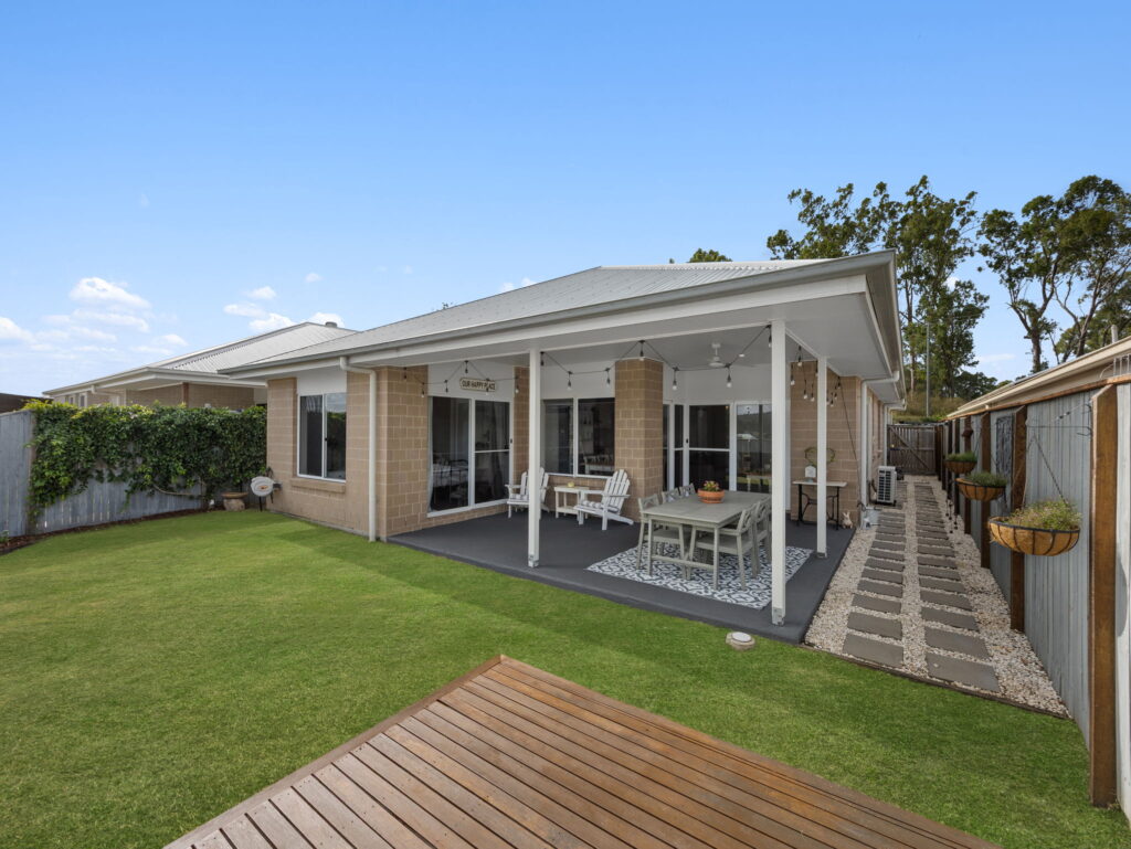 House-R2-4928615