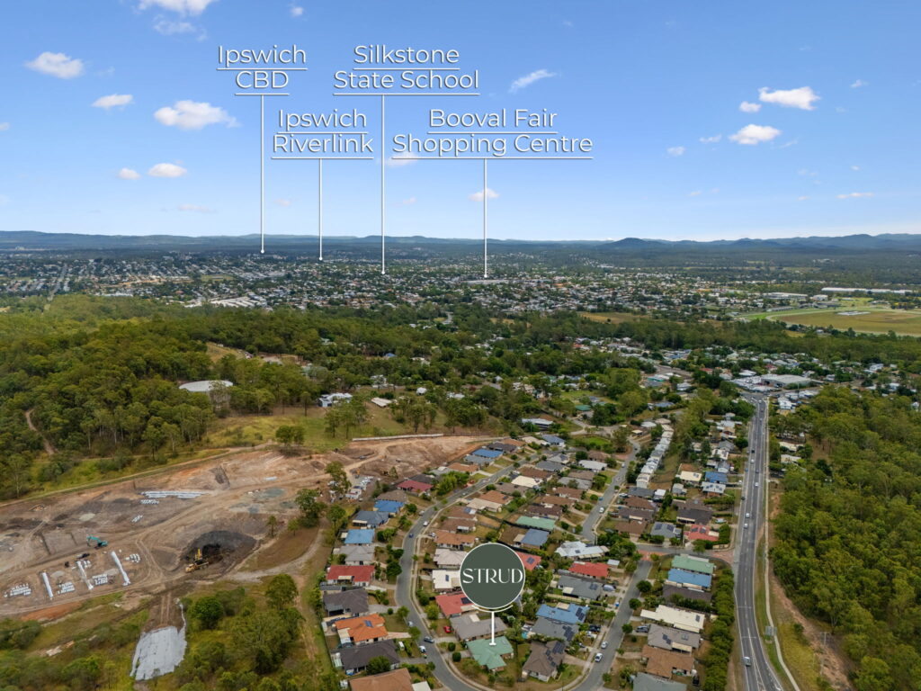 19 Eric Drive, Blackstone, QLD 4304