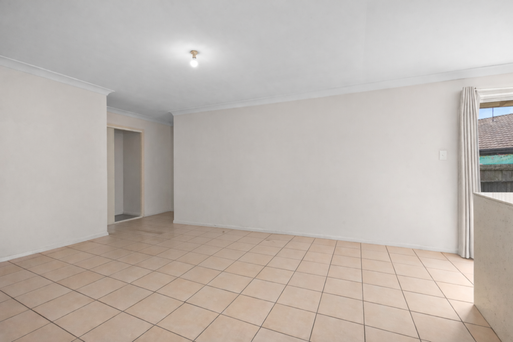 19 Eric Drive, Blackstone, QLD 4304