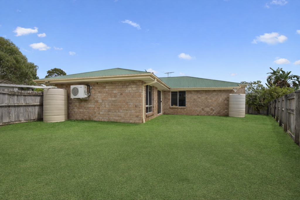 19 Eric Drive, Blackstone, QLD 4304