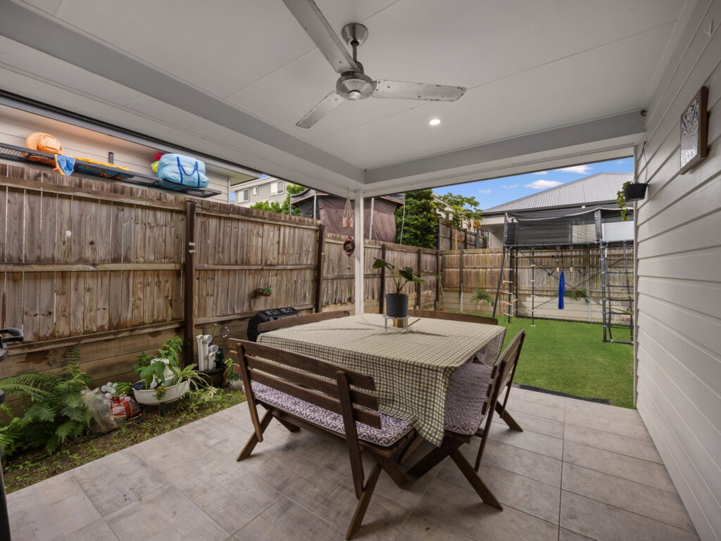 25 Aberdeen Circuit, Spring Mountain, QLD 4300
