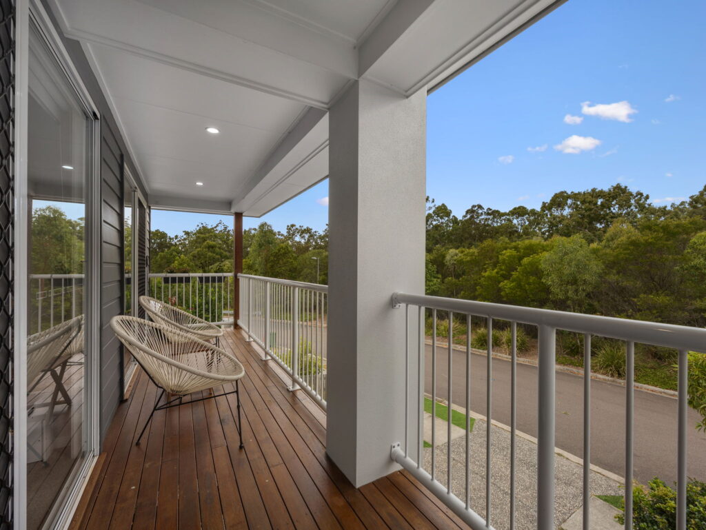 25 Aberdeen Circuit, Spring Mountain, QLD 4300