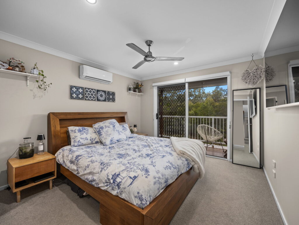 25 Aberdeen Circuit, Spring Mountain, QLD 4300