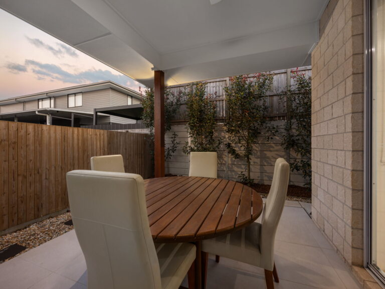 53 Bemina Crescent, Spring Mountain, QLD 4300