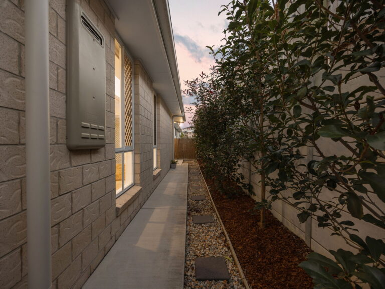 53 Bemina Crescent, Spring Mountain, QLD 4300