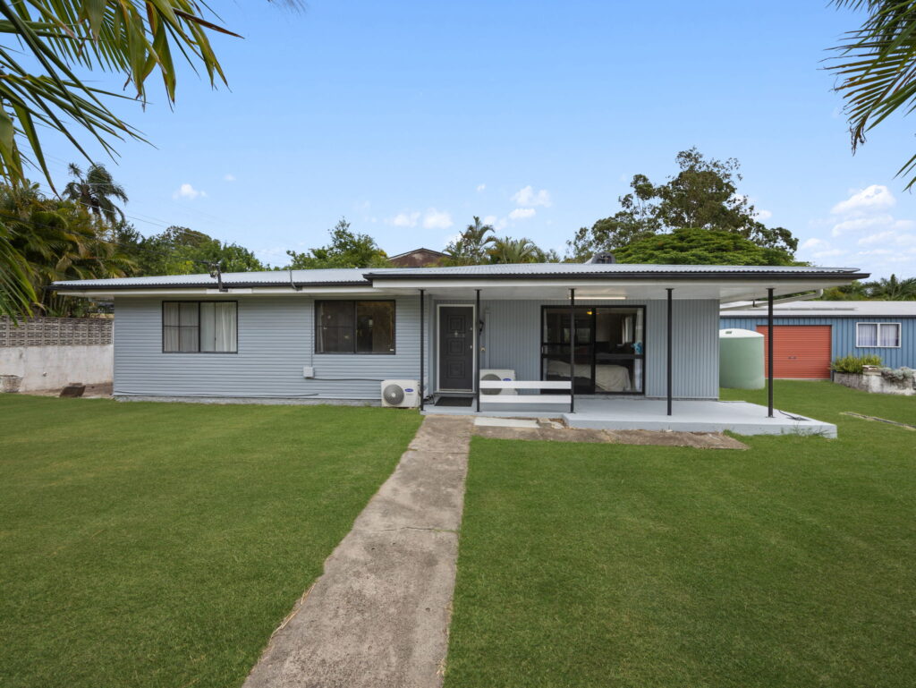 House-R2-4931701