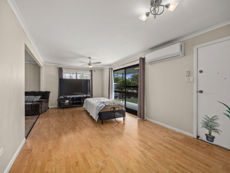 House-R2-4931701