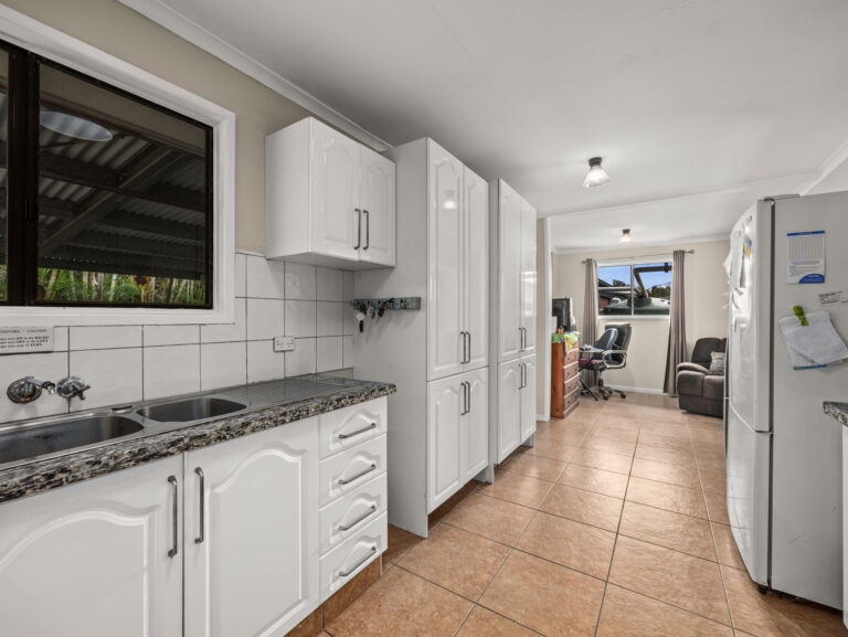 House-R2-4931701