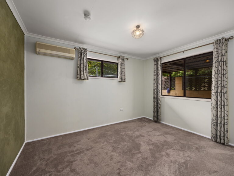 House-R2-4931701