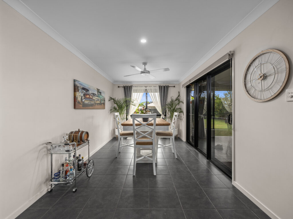 43 Parkland Drive, Walloon, QLD 4306