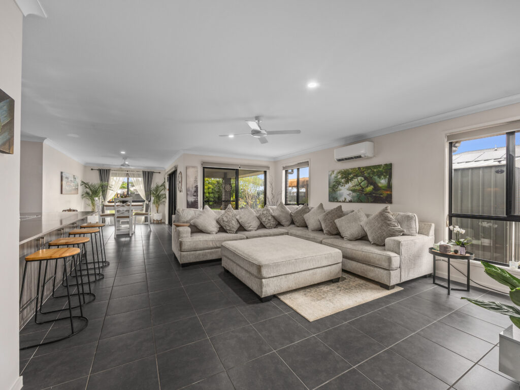 43 Parkland Drive, Walloon, QLD 4306
