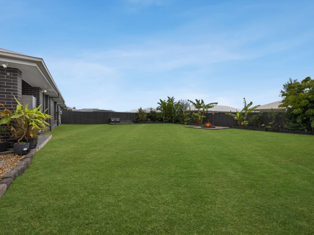 43 Parkland Drive, Walloon, QLD 4306