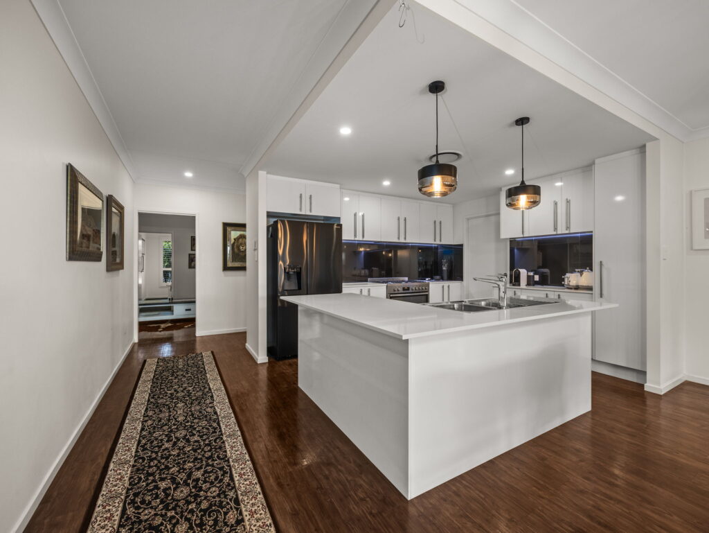 9 Tamborine Street, South Ripley, QLD 4306