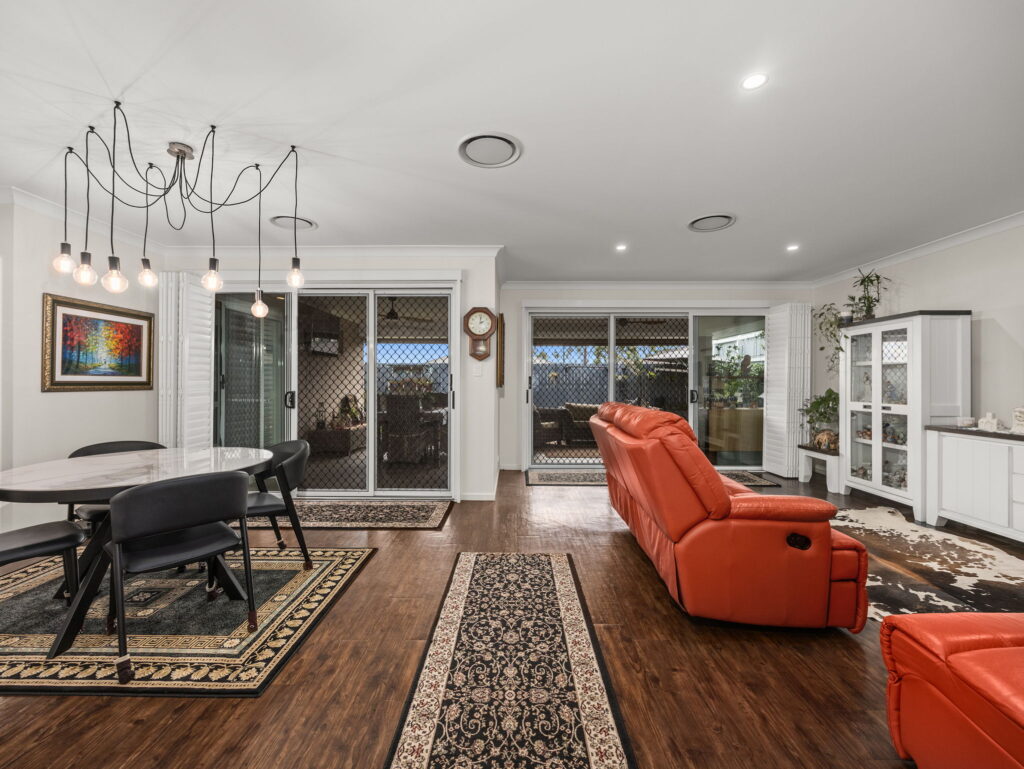 9 Tamborine Street, South Ripley, QLD 4306