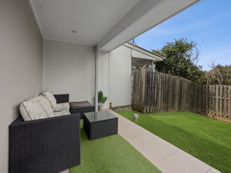 37 Pendragon Street, Raceview QLD 4305