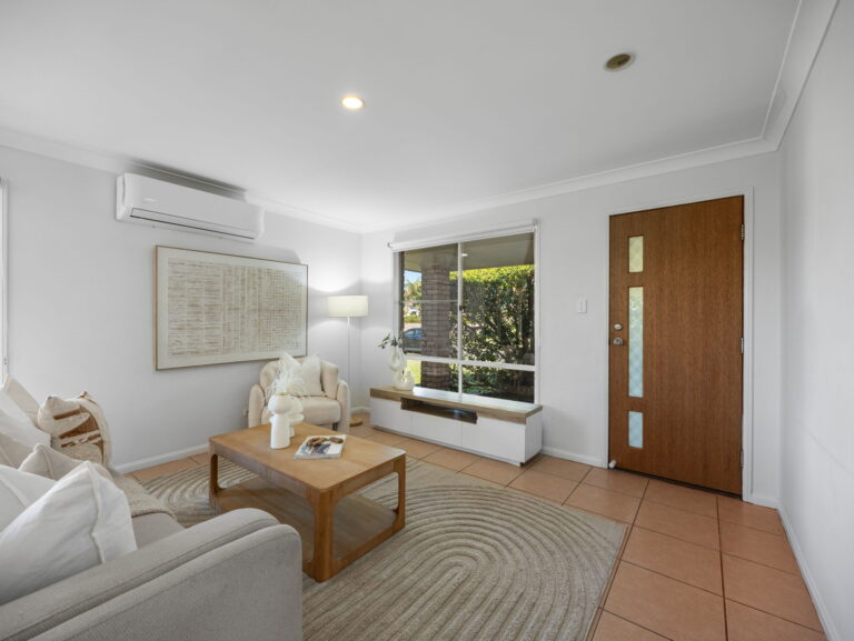 House-R2-4946725