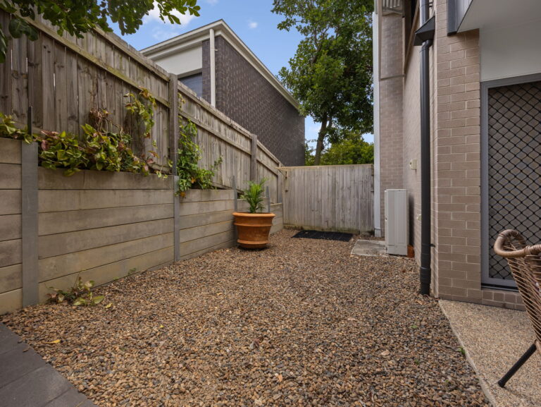 House-R2-4947007