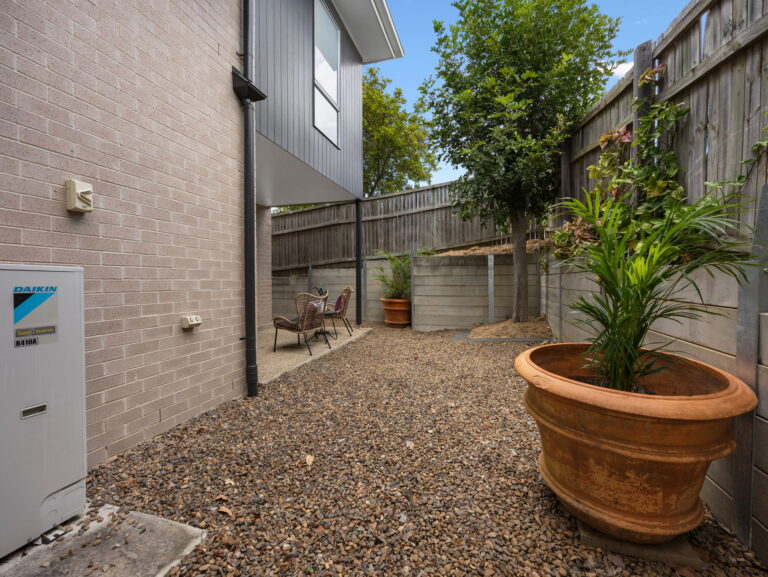 House-R2-4947007