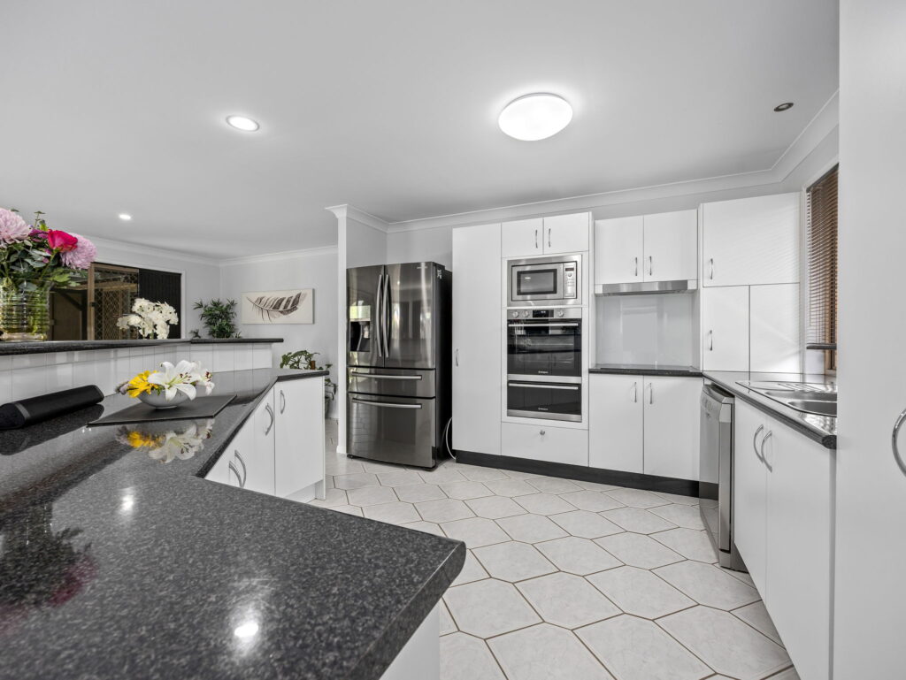 House-R2-4952685