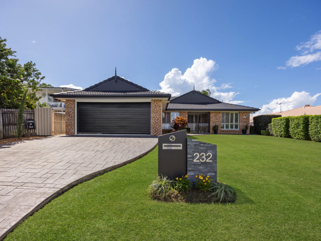 House-R2-4952685