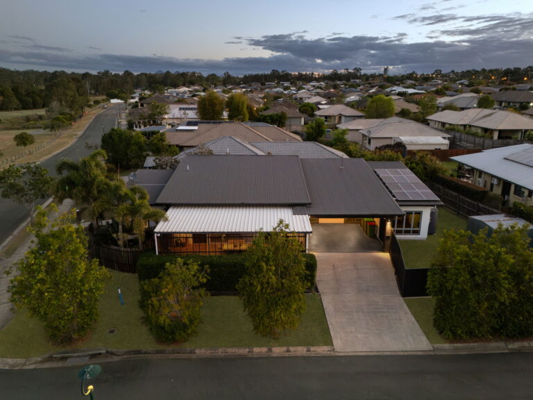 2 Sirmione Court, Raceview, QLD 4305