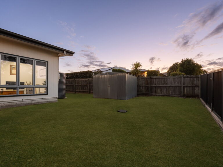 2 Sirmione Court, Raceview, QLD 4305