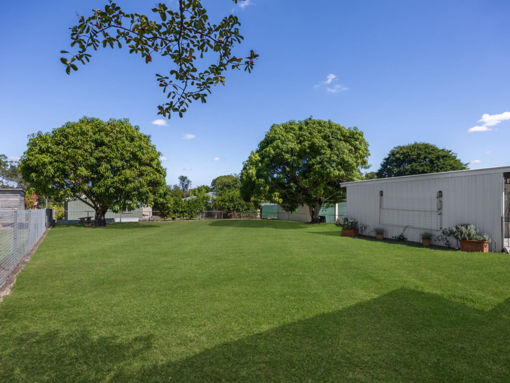 7 Mcmahon Street, Bundamba, QLD 4304