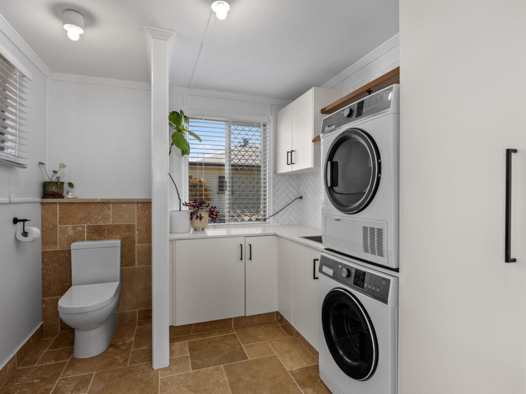 7 Mcmahon Street, Bundamba, QLD 4304
