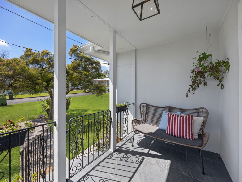 7 Mcmahon Street, Bundamba, QLD 4304