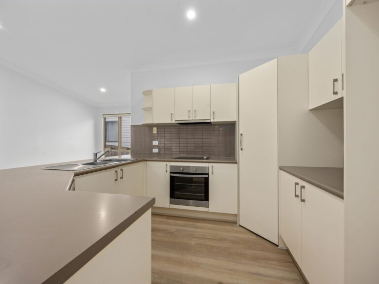 14 Heathwood Place, Collingwood Park, QLD 4301