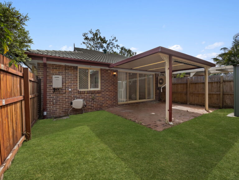 Unit-Goodna-QLD-R2-4990666