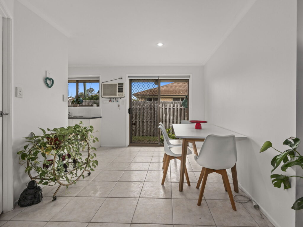 1/3 Rosegum Place, Redbank Plains, QLD 4301