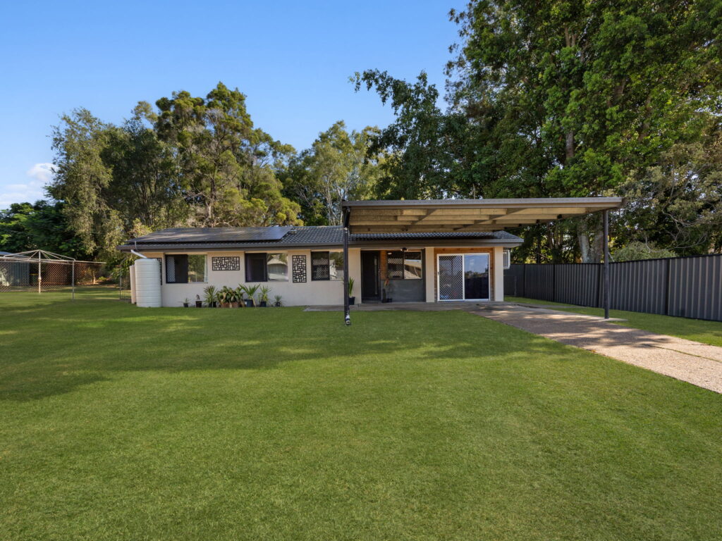 House-R2-4990808