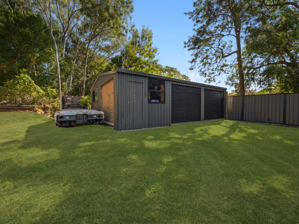 House-R2-4990808