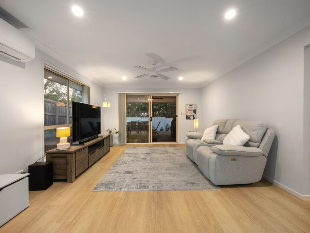 34 Hallvard Crescent, Augustine Heights, QLD 4300