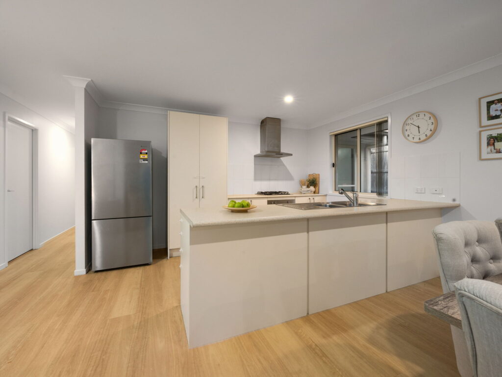 34 Hallvard Crescent, Augustine Heights, QLD 4300